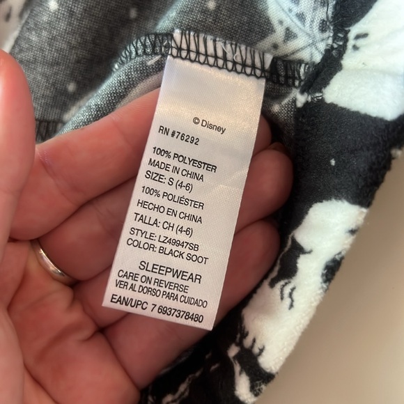 Disney Jack Skellington Snowflake Sleep Pants - Picture 4 of 4